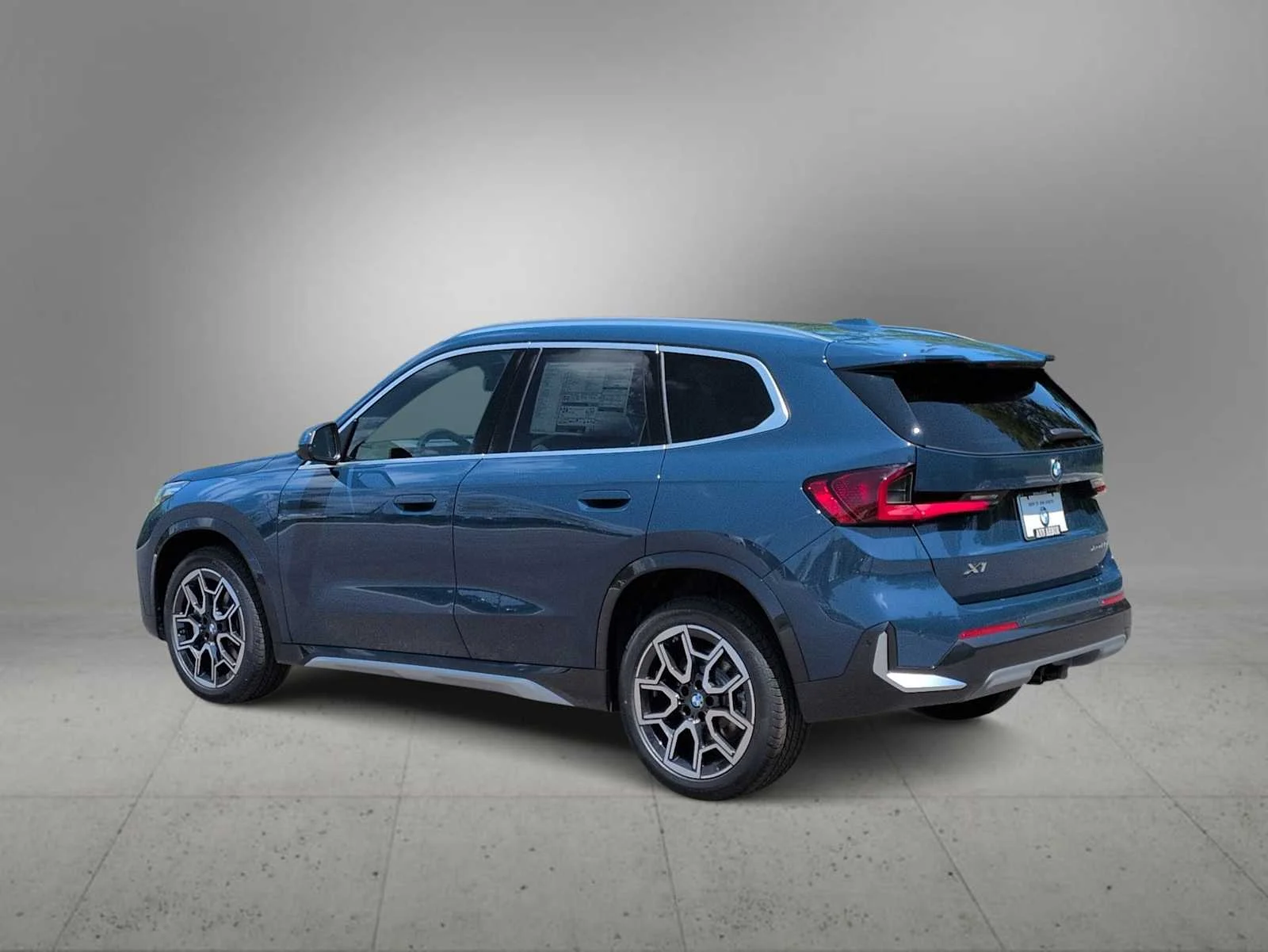 New 2026 Night Dusk Blue Metallic BMW xDrive28i image 6