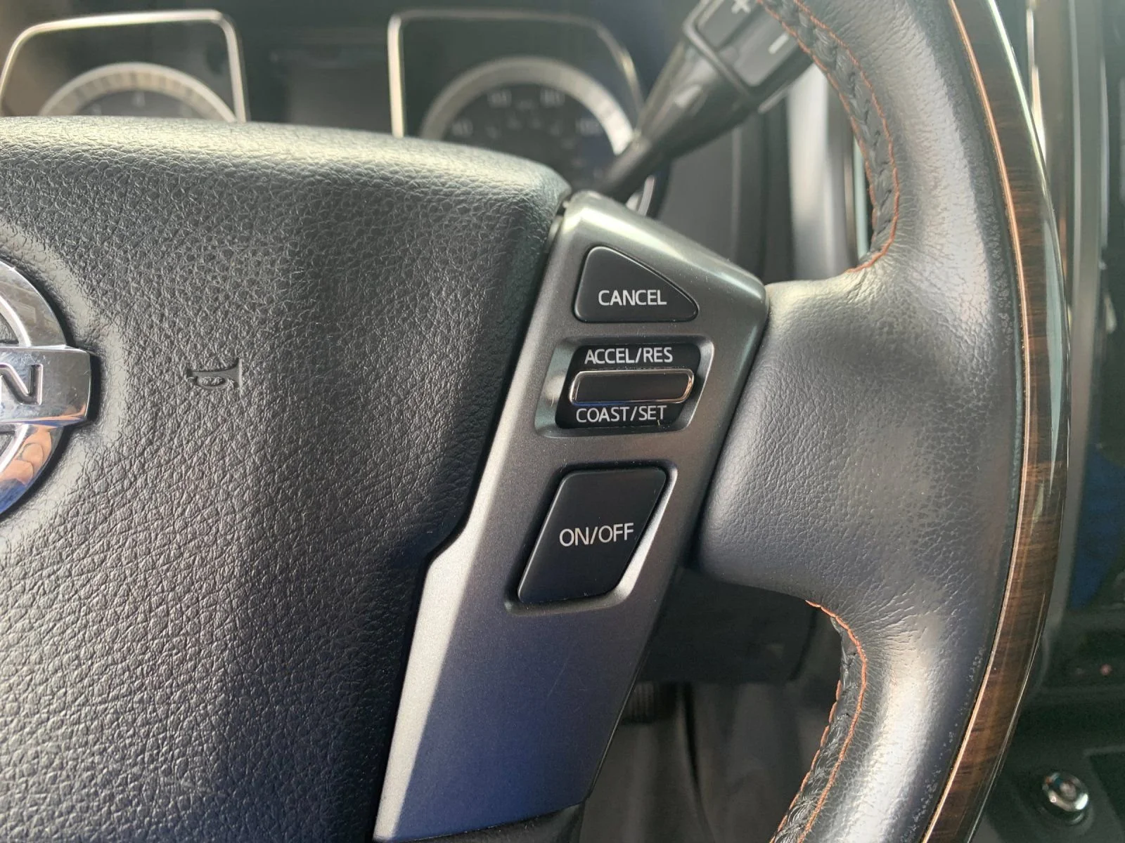 Used 2018 Red Nissan Platinum Reserve image 27