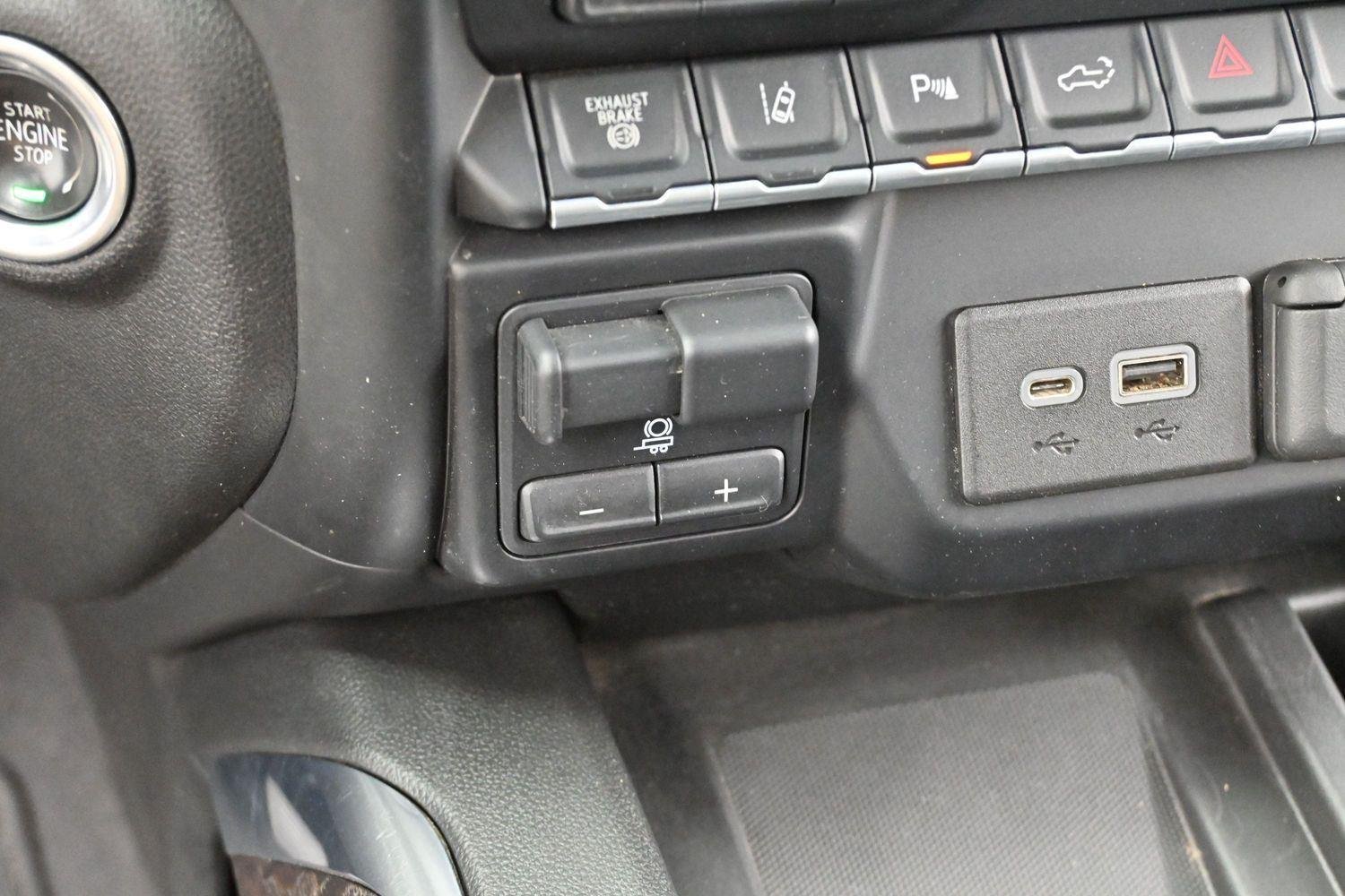 Used 2020 Onyx Black GMC Denali image 22