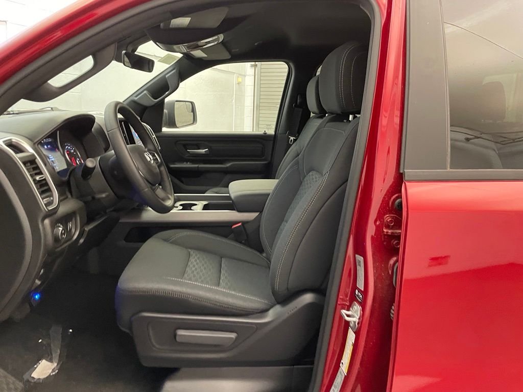 New 2026 Molten Red Pearl-Coat Exterior Paint RAM Express image 17