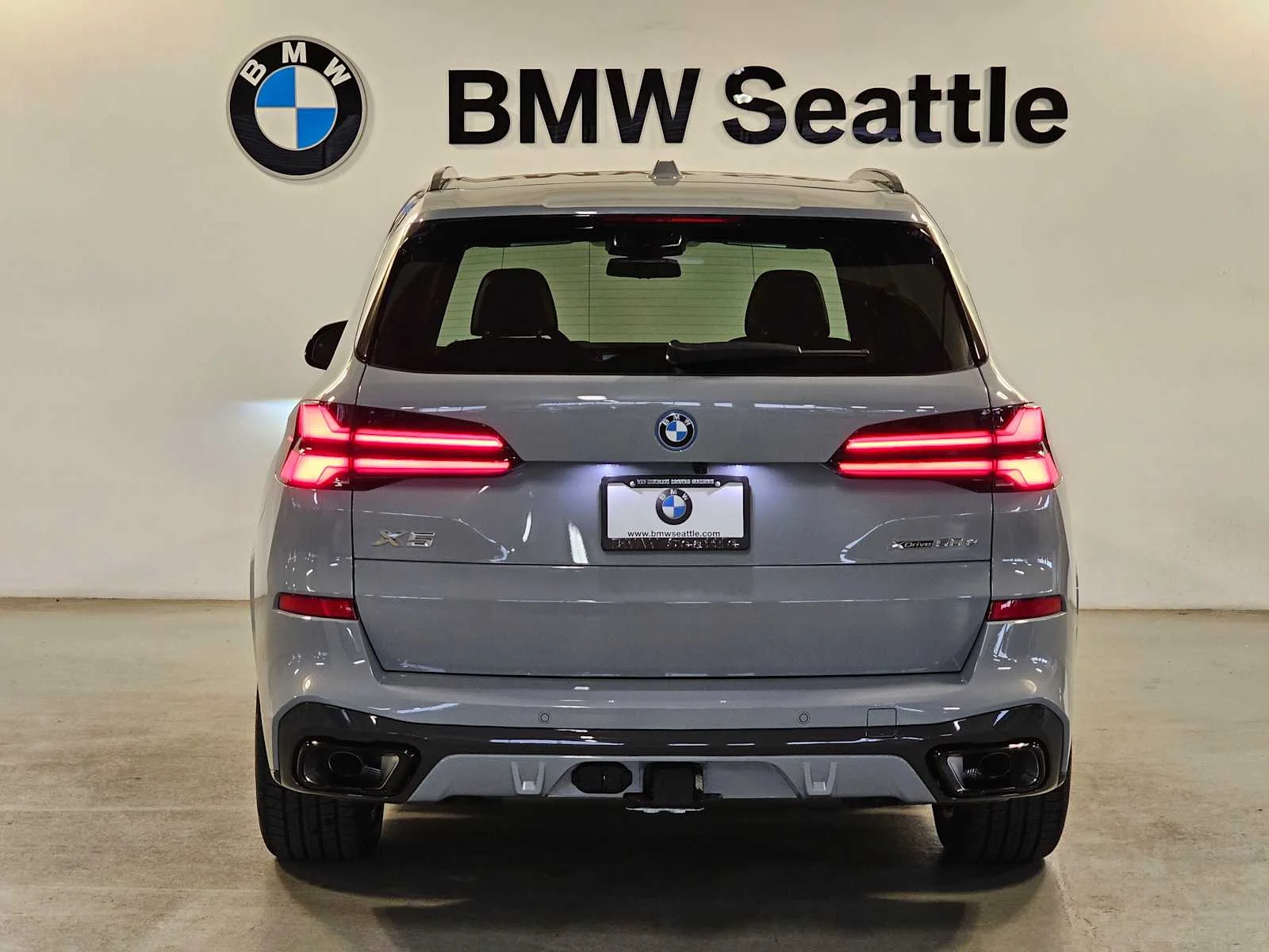 New 2026 Brooklyn Grey Metallic BMW xDrive50e image 5