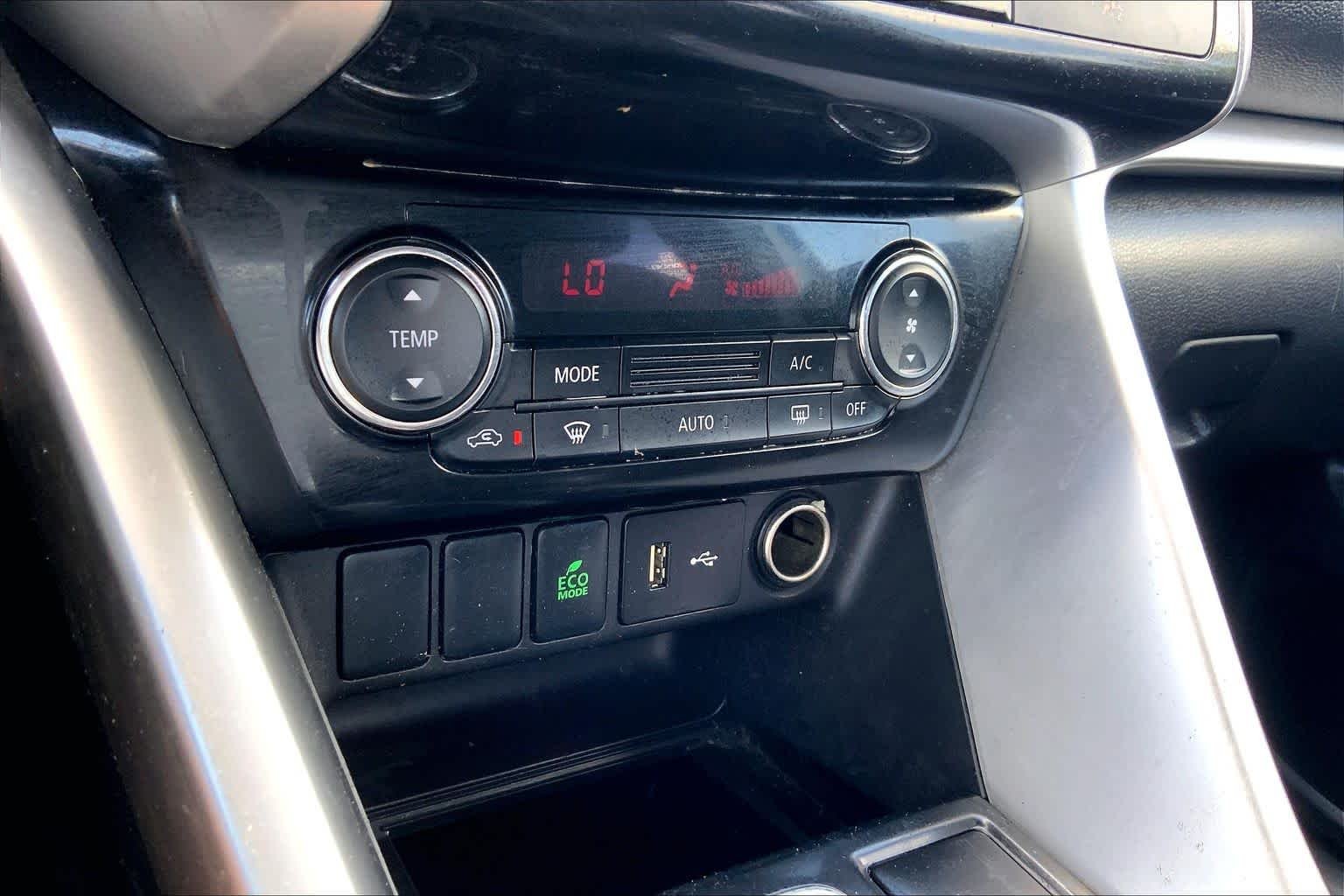 Used 2020 Gray Mitsubishi ES 1.5T image 32