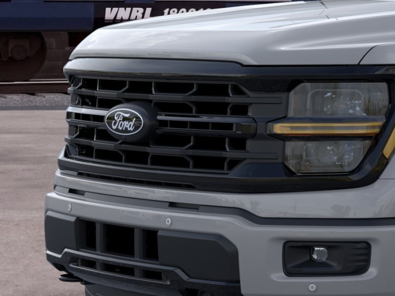 New 2026 Avalanche Ford XLT image 17
