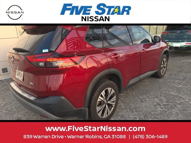 Used 2021 Red Nissan SV image 7