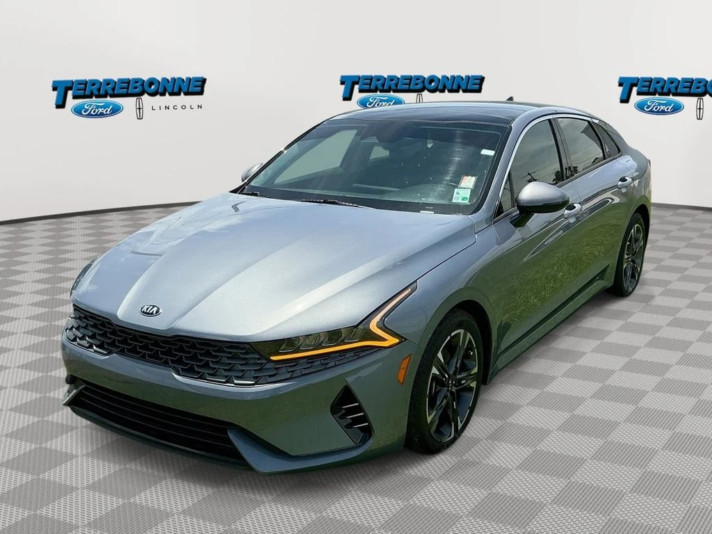 2021 Kia Optima EX FWD's photo