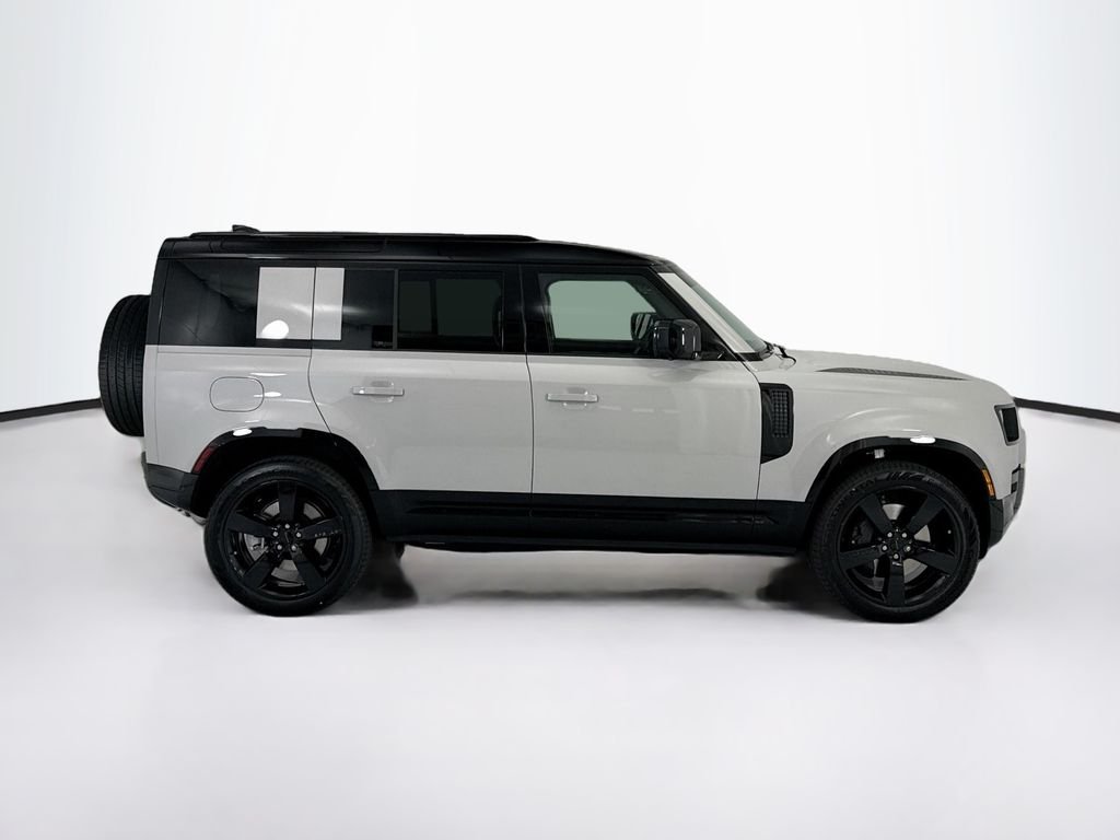 New 2026 Borasco Grey Land Rover X-Dynamic SE image 4