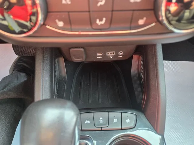 Used 2022 Blue Chevrolet ACTIV image 18