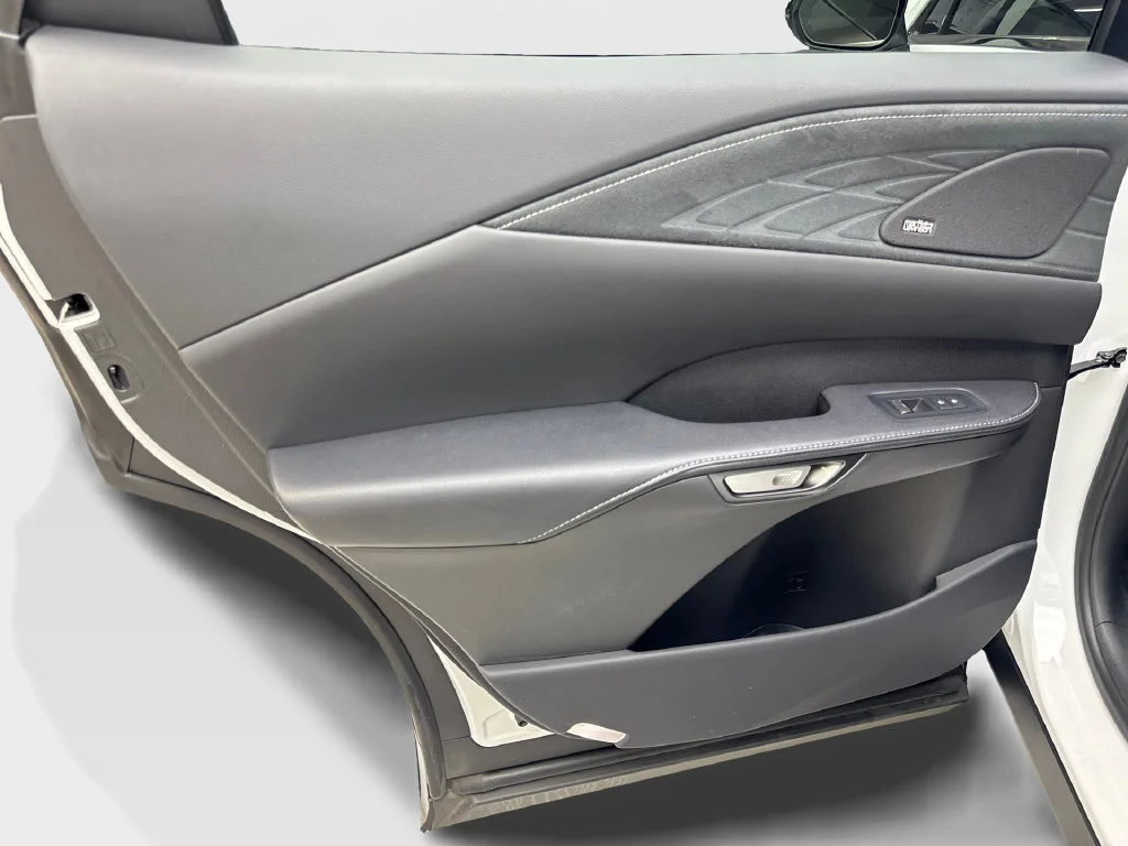 Used 2023 White Lexus 500h F SPORT Performance image 39