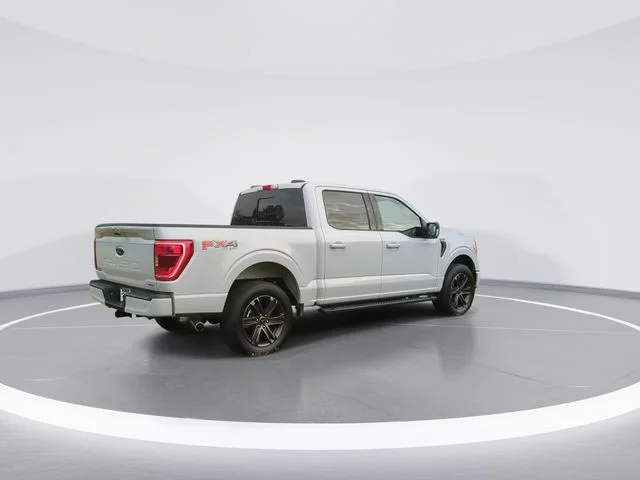Used 2022 White Ford XLT image 8
