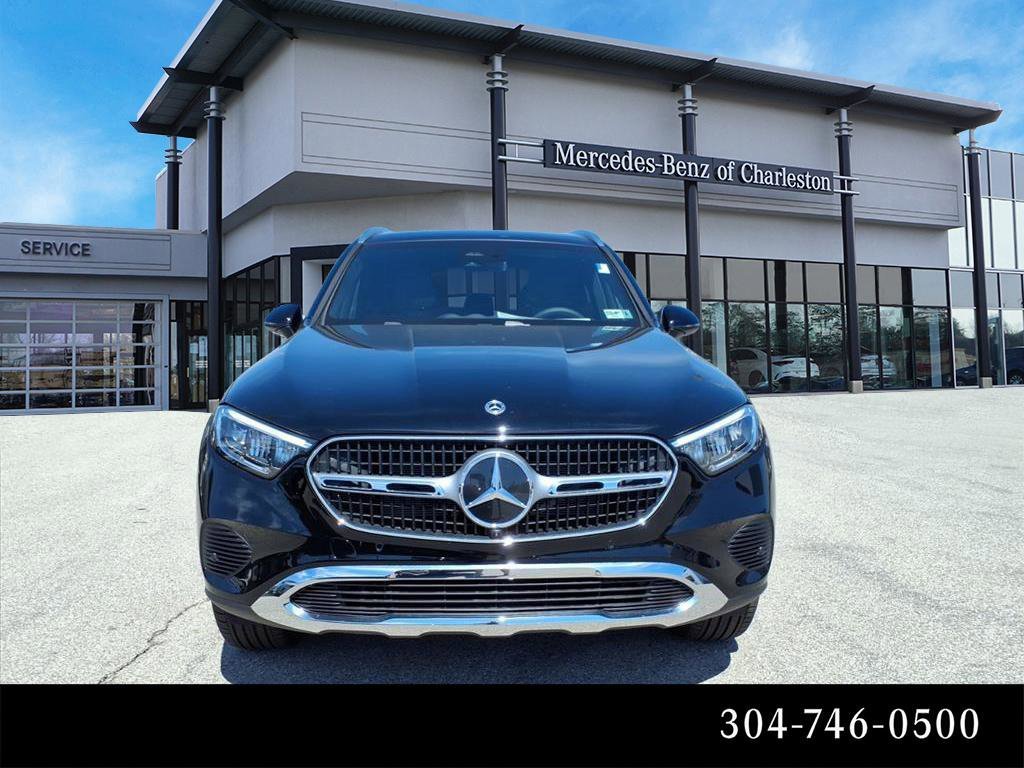 New 2026 Black Mercedes-Benz GLC 300 image 28