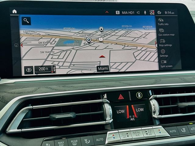 Used 2020 White BMW xDrive40i image 13