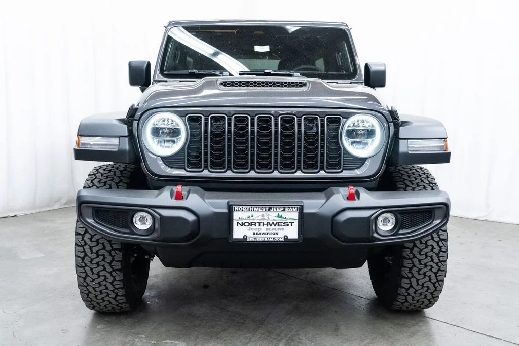 New 2026 Granite Crystal Metallic Clear-Coat Exterior Paint Jeep Rubicon image 2