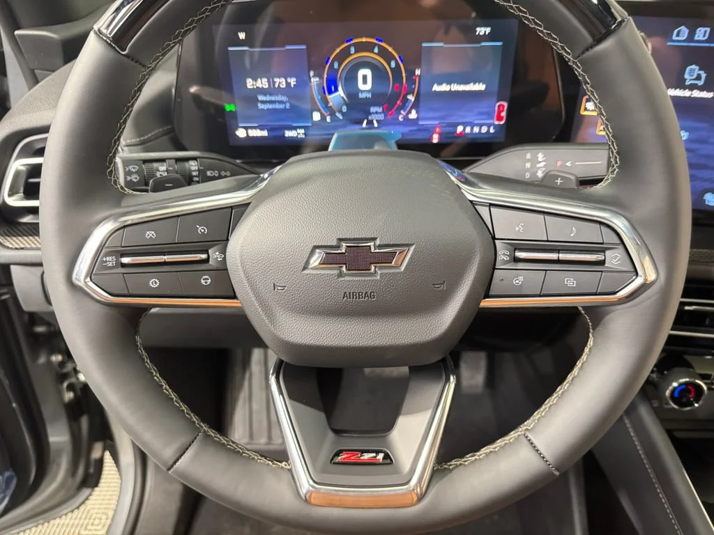 New 2027 Sterling Gray Metallic Chevrolet Z71 image 18