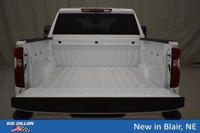 New 2026 Summit White Chevrolet LT image 11