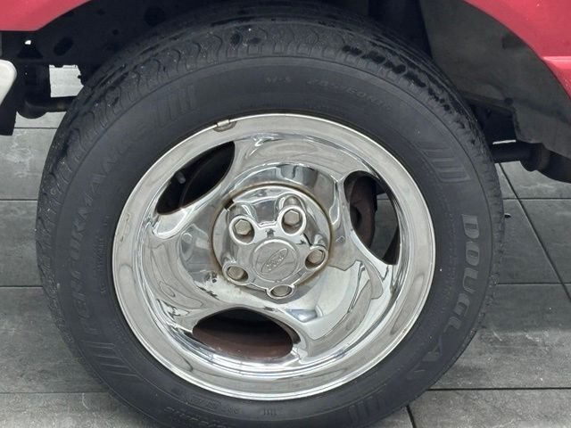 Used 1993 Red Ford  image 6