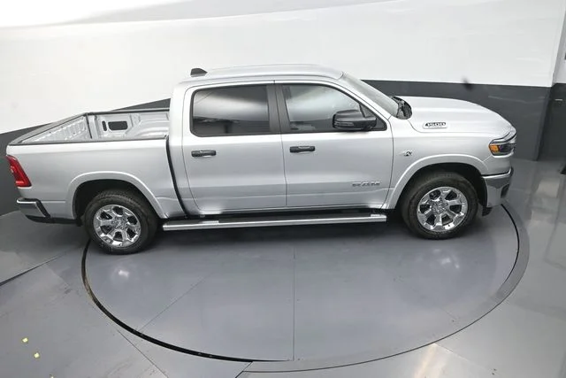 New 2026 Silver Zynith Exterior Paint RAM Big Horn/Lone Star image 18