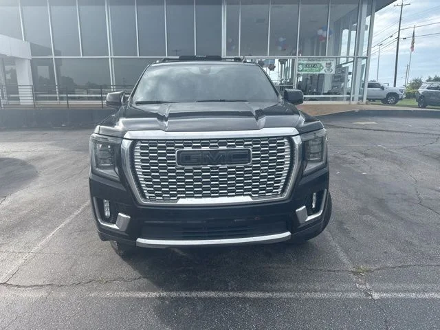 Used 2021 Black GMC Denali image 4