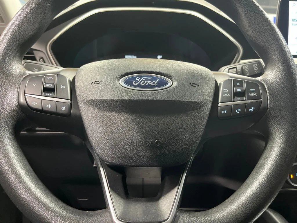 Used 2022 Gray Metallic Ford SE image 16