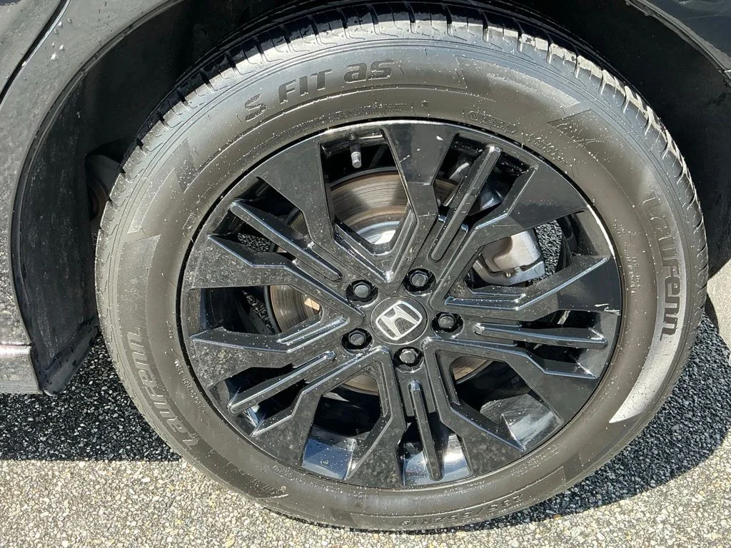 Used 2025  Honda Sport-L image 22