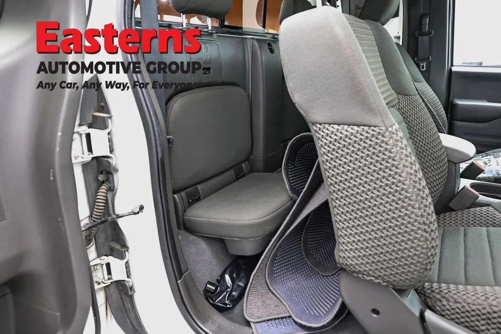 Used 2021 White Nissan SV image 21