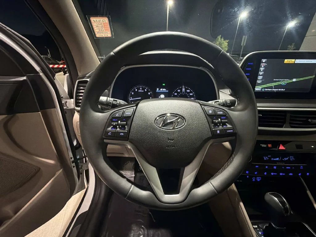 Used 2021 White Hyundai Ultimate image 18