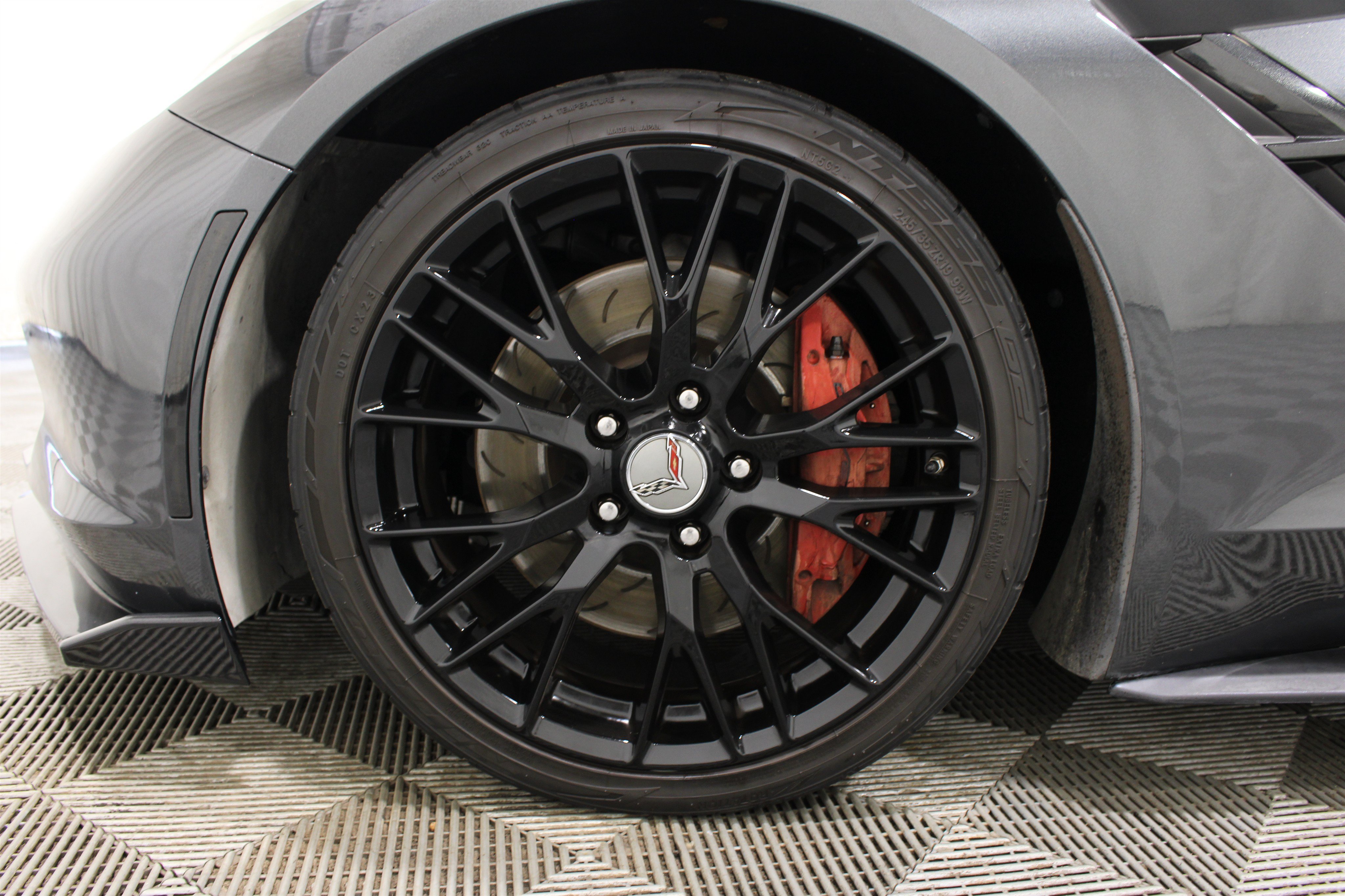 Used 2014 Cyber Gray Metallic Chevrolet Z51 2LT image 31