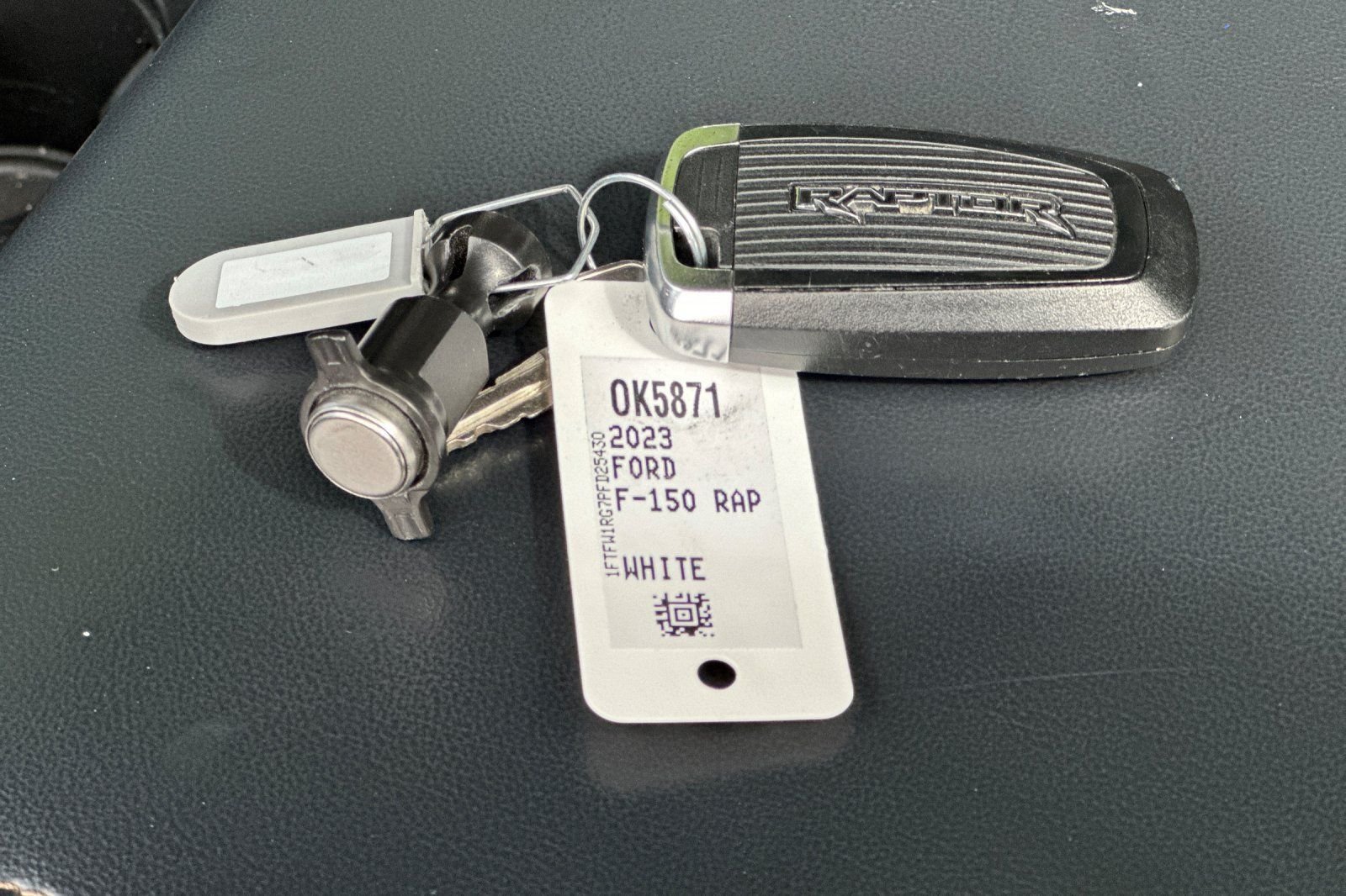 Used 2023 White Ford Raptor image 33