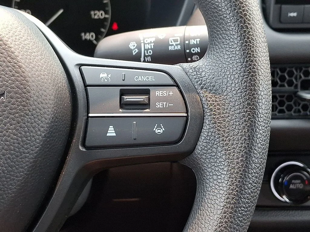 Certified Used 2025  Honda LX image 21