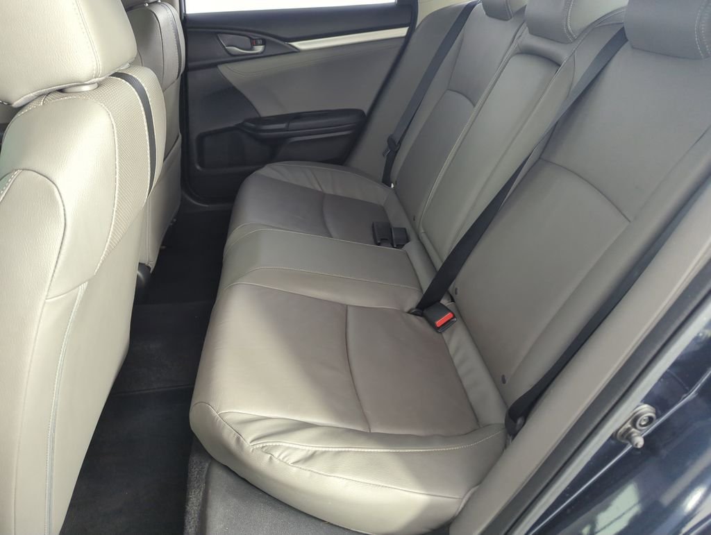 Used 2017  Honda EX-L image 30