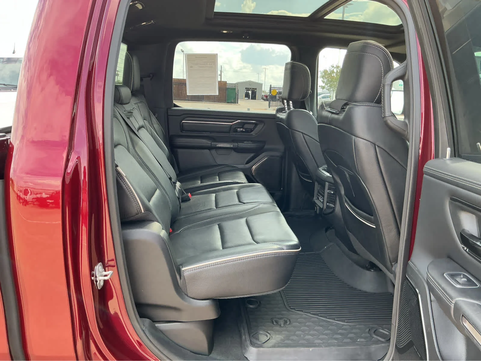 Used 2022 Delmonico Red Pearlcoat Ram Limited image 21
