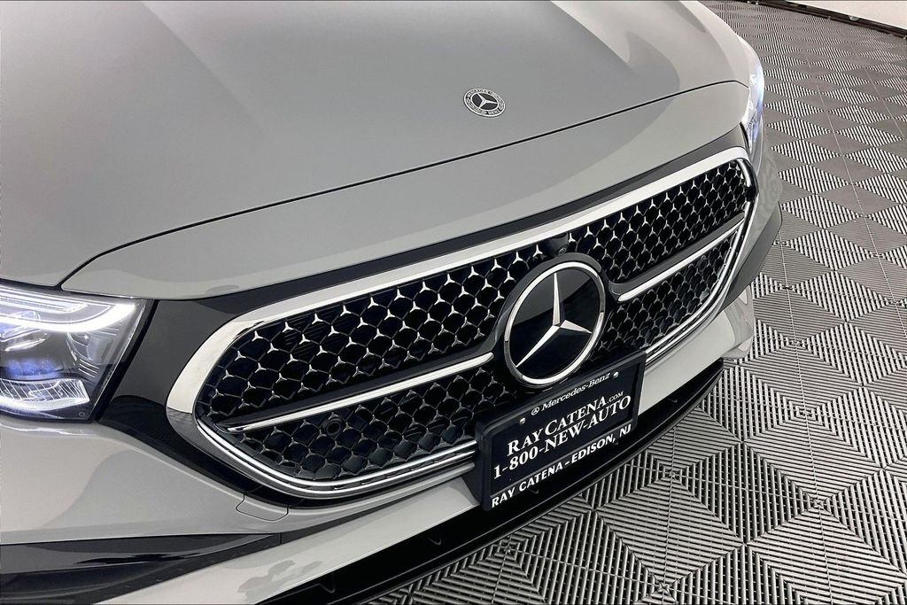 2026 Mercedes-Benz E-Class E350 - Photo 23