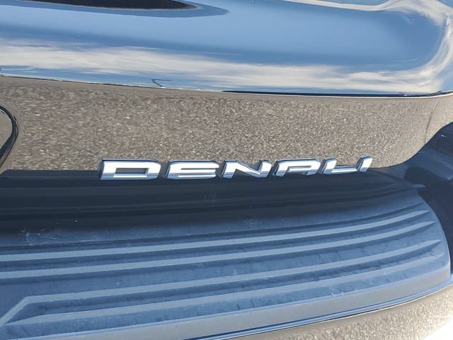 Used 2023 Onyx Black GMC Denali image 28