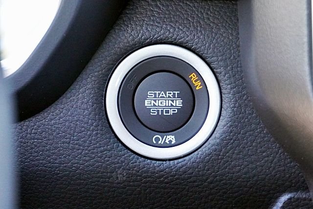 New 2026 Bright White Clear-Coat Exterior Paint RAM Big Horn Night Edition image 38