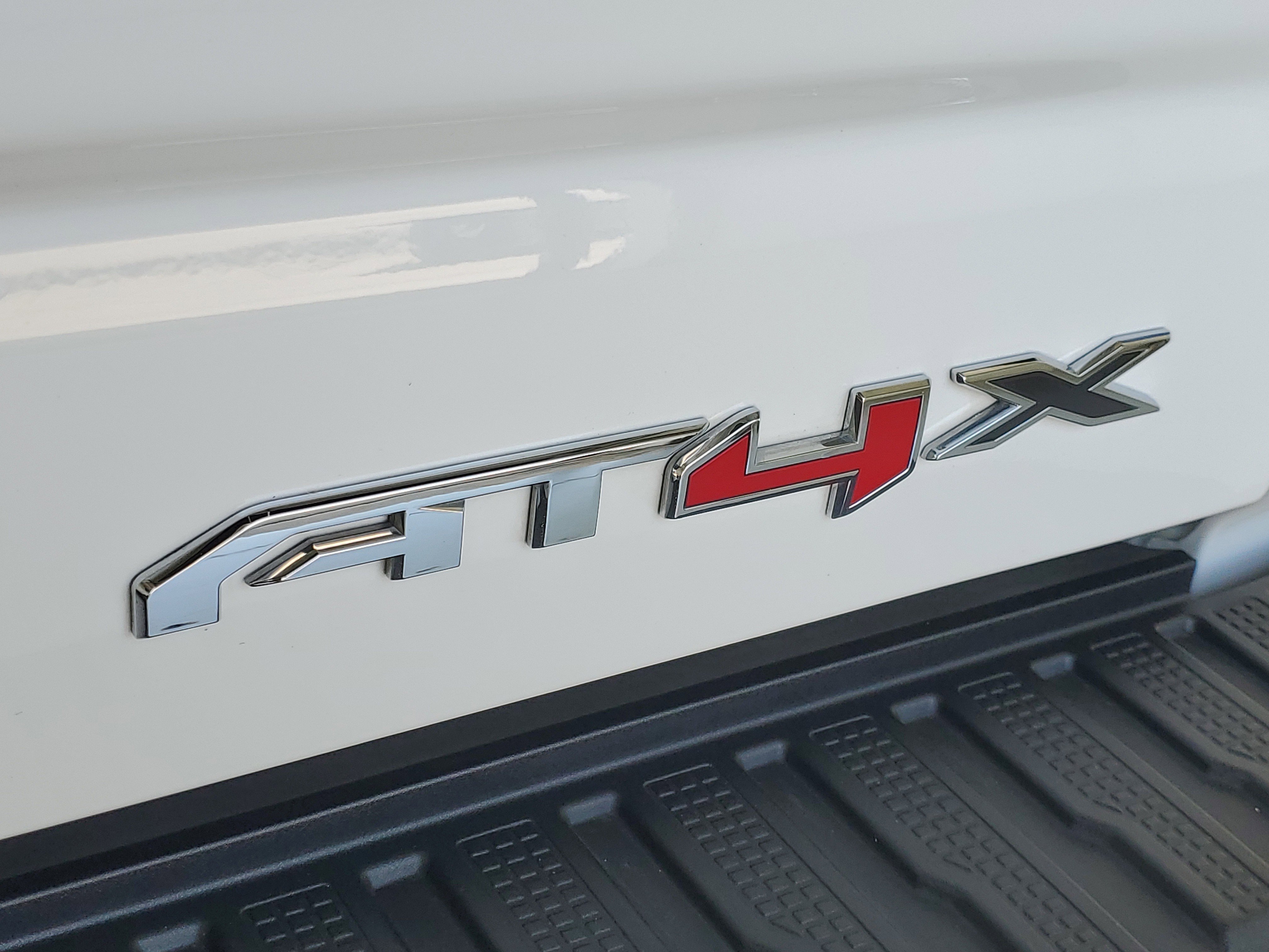 Used 2024 Summit White GMC AT4X image 9