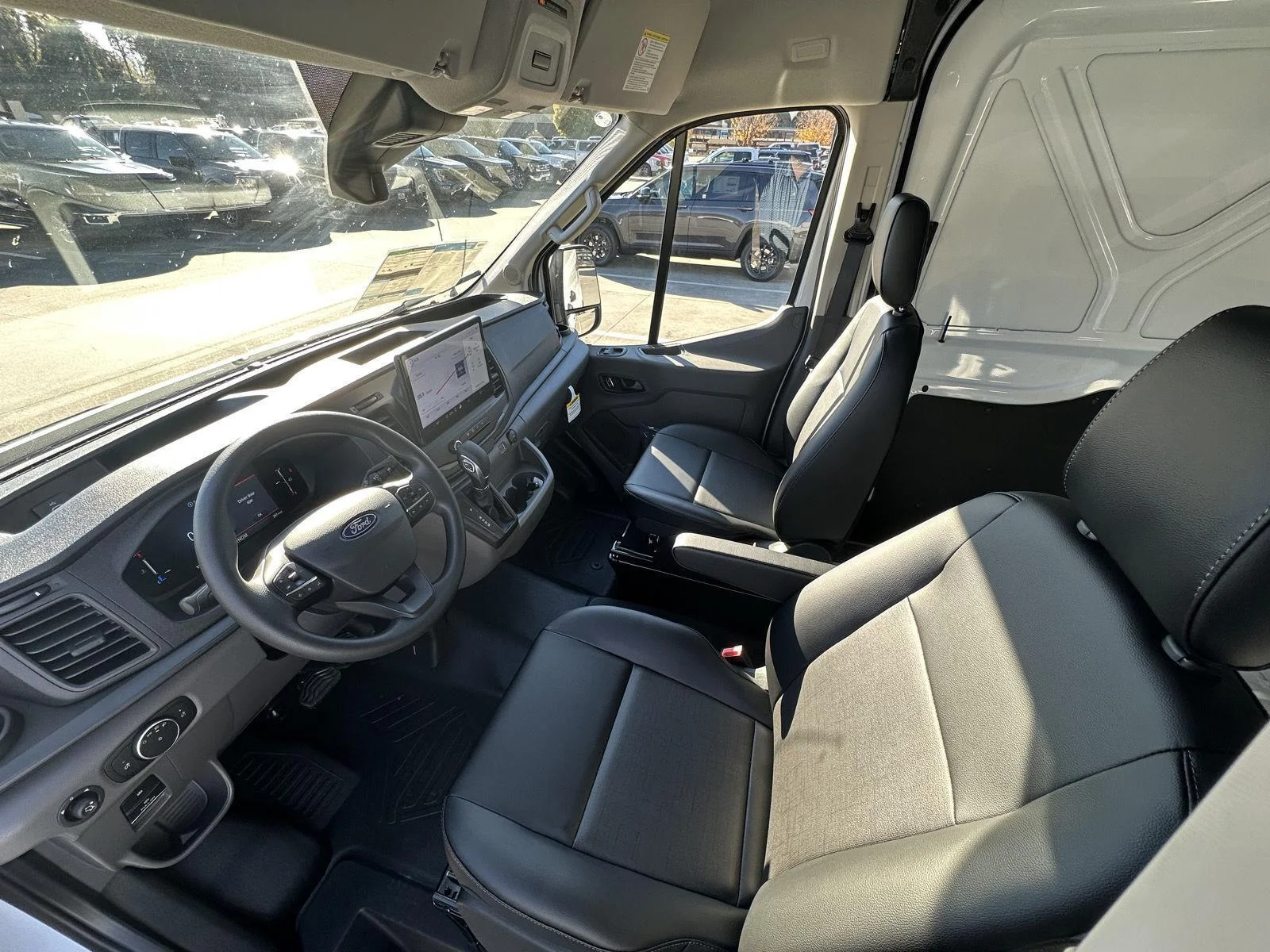 2026 Ford Transit Van Base - Photo 10