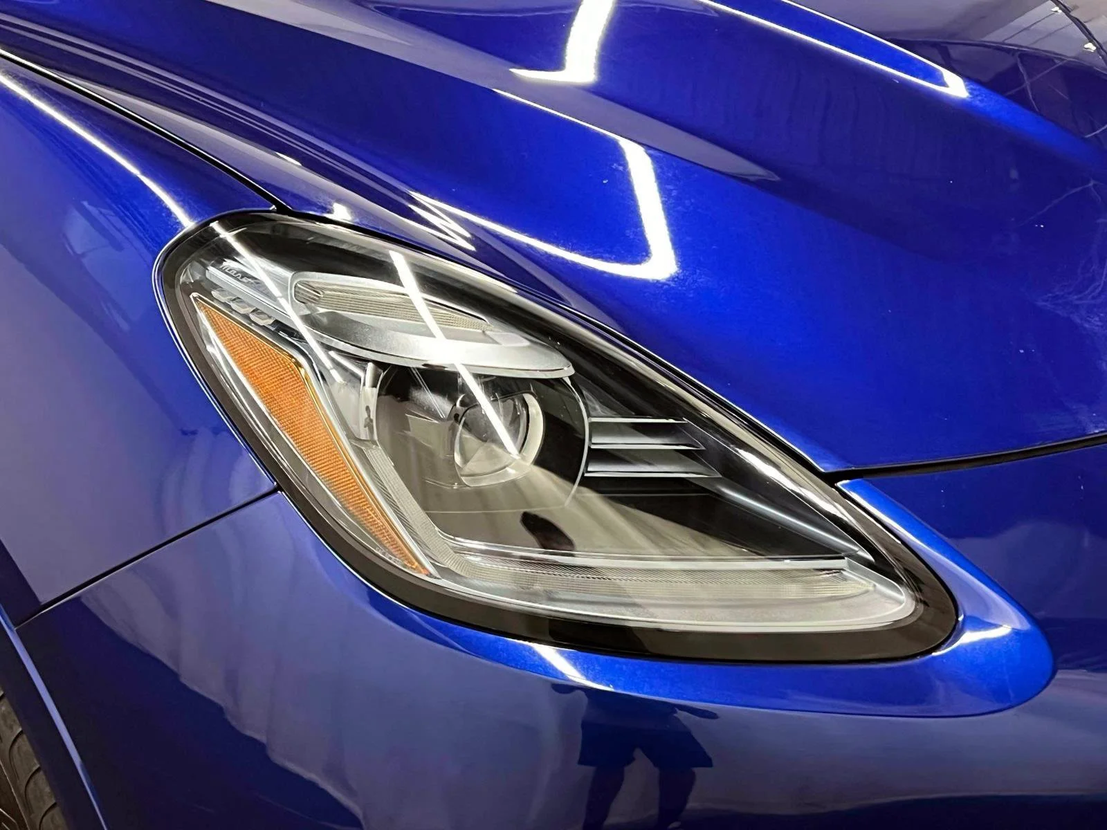 Used 2023 Blue Maserati Modena image 9