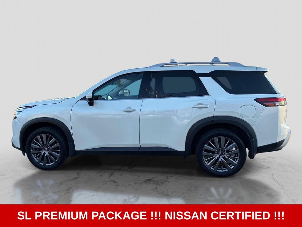 Used 2023 White Nissan SL image 4