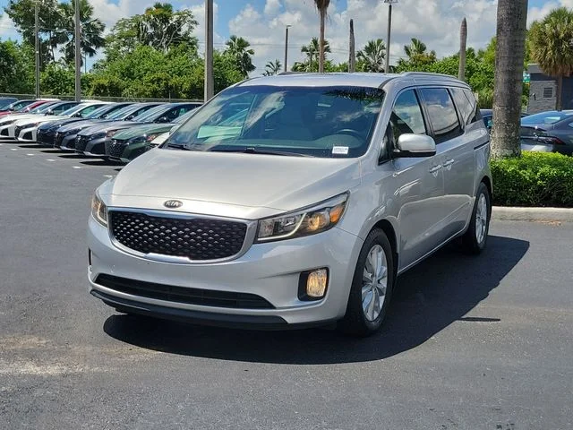 Used 2015 Silver Kia EX image 23
