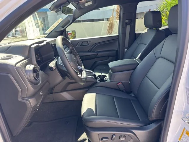 New 2026 White Chevrolet Trail Boss image 9