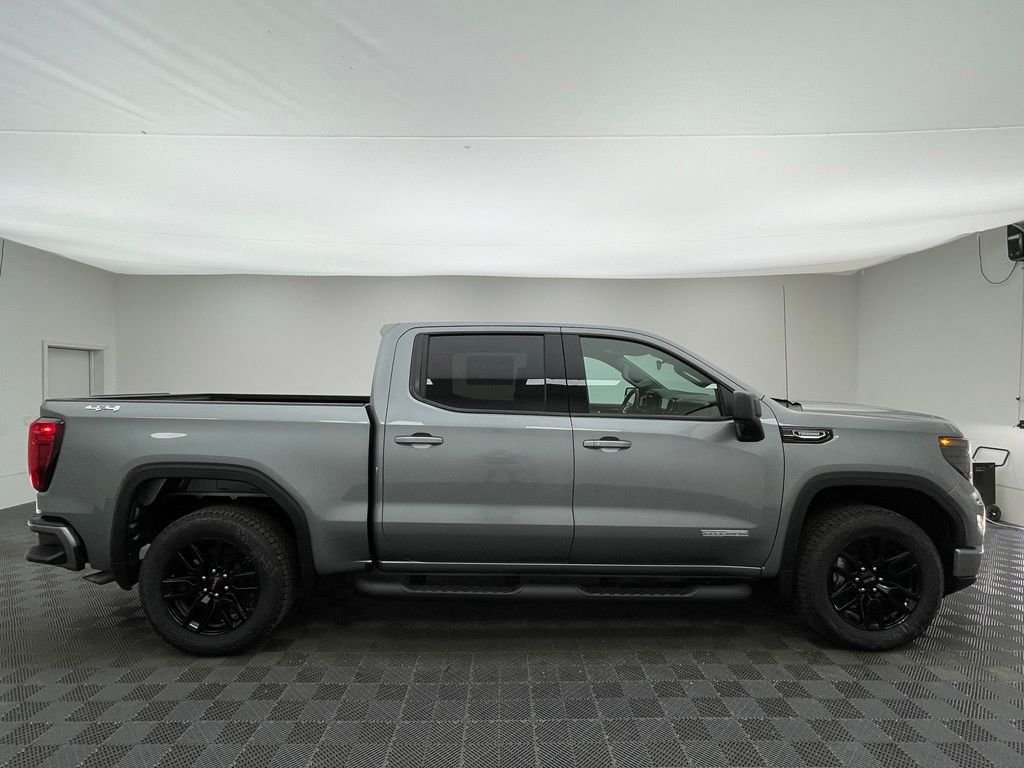 New 2026 Sterling Metallic GMC Elevation image 7