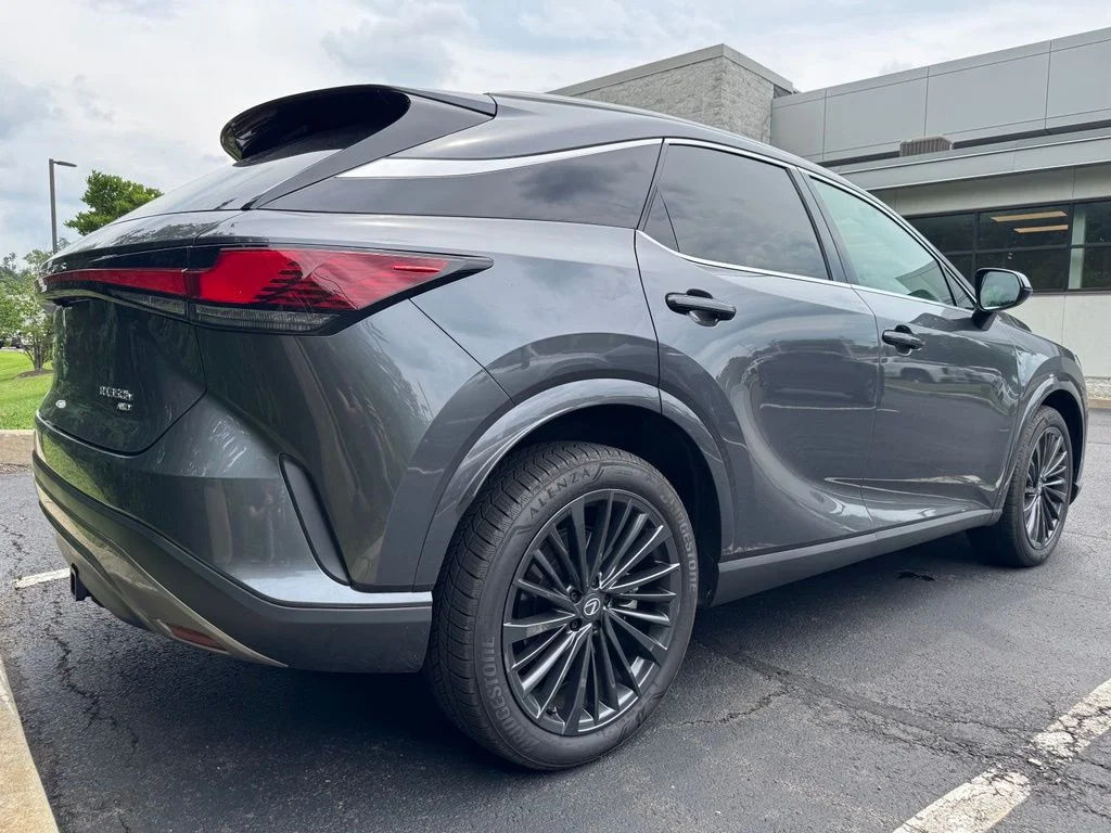 Used 2026 Gray Lexus 350h Premium image 4