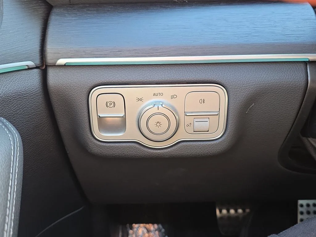 Used 2025 Cirrus Silver Metallic Mercedes-Benz GLS 450 image 30