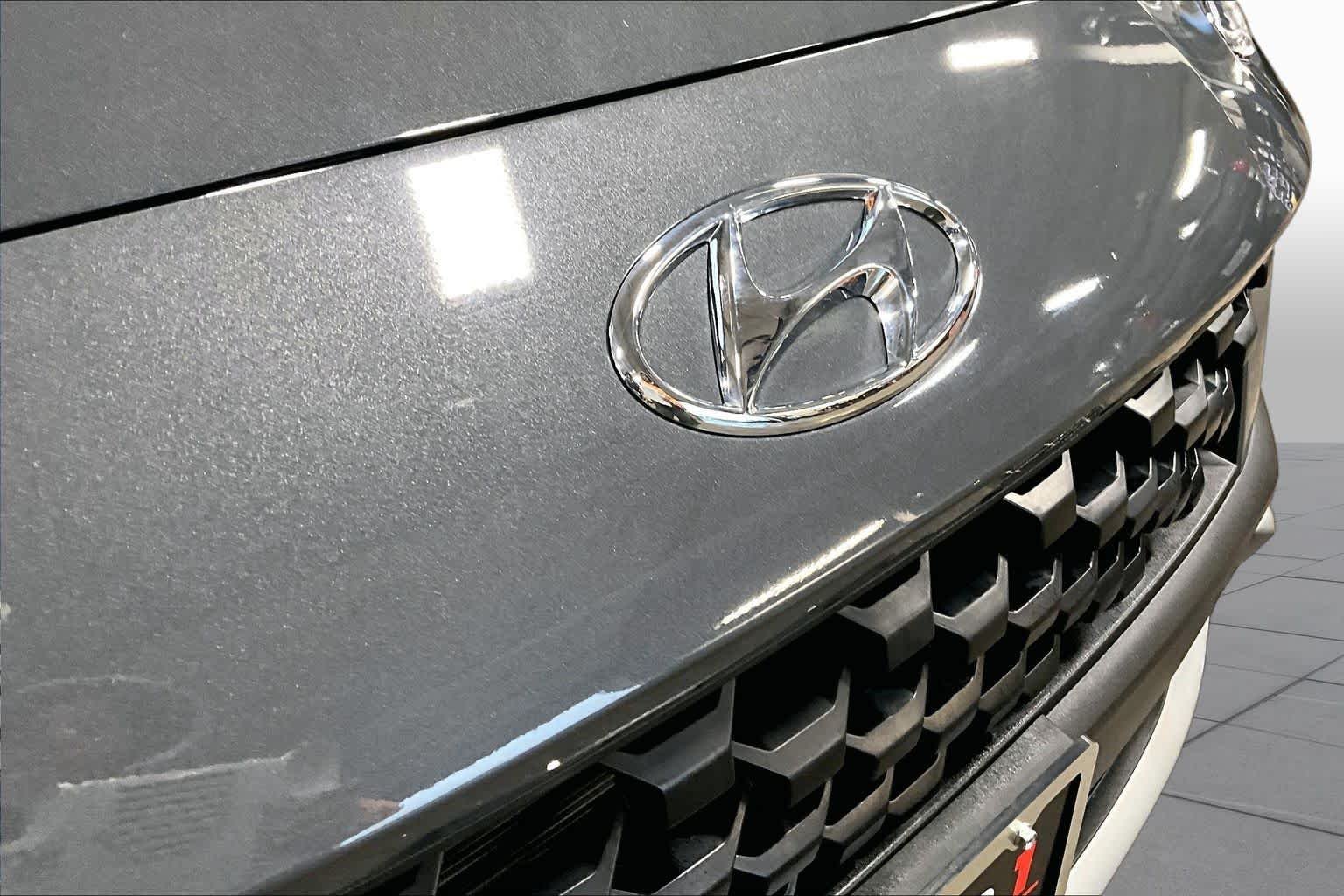 Used 2023 Ecotronic Gray Hyundai SEL image 57