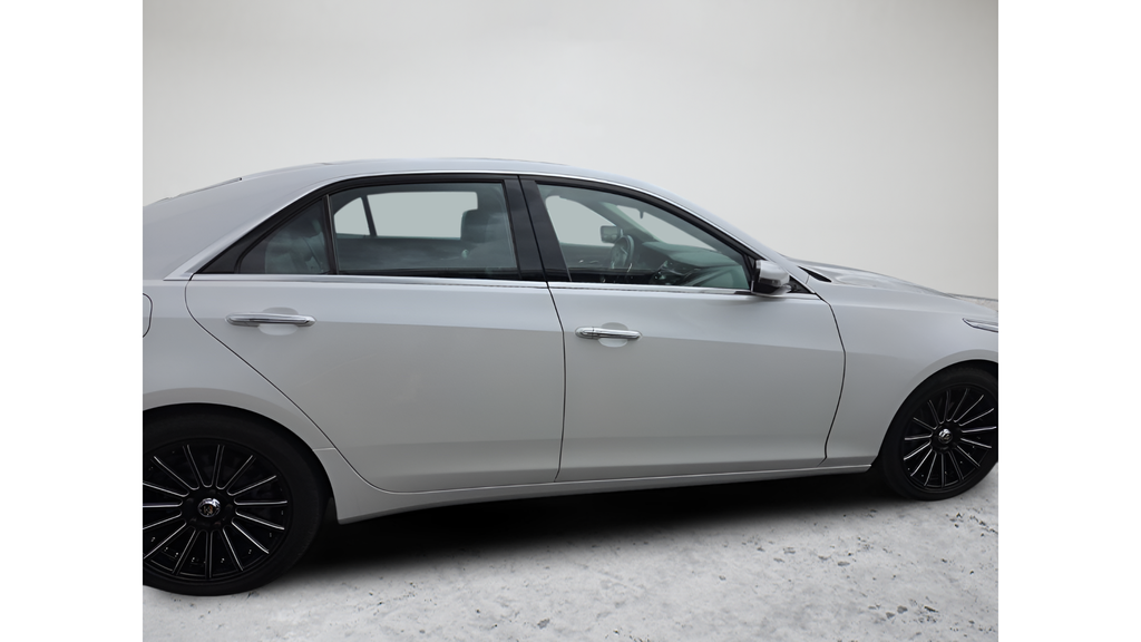Used 2018 White Cadillac 3.6L Luxury image 31