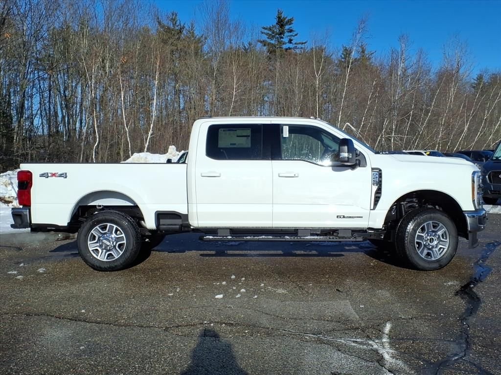 New 2026 Star White Metallic Tri-Coat Ford F-250® Lariat® image 4