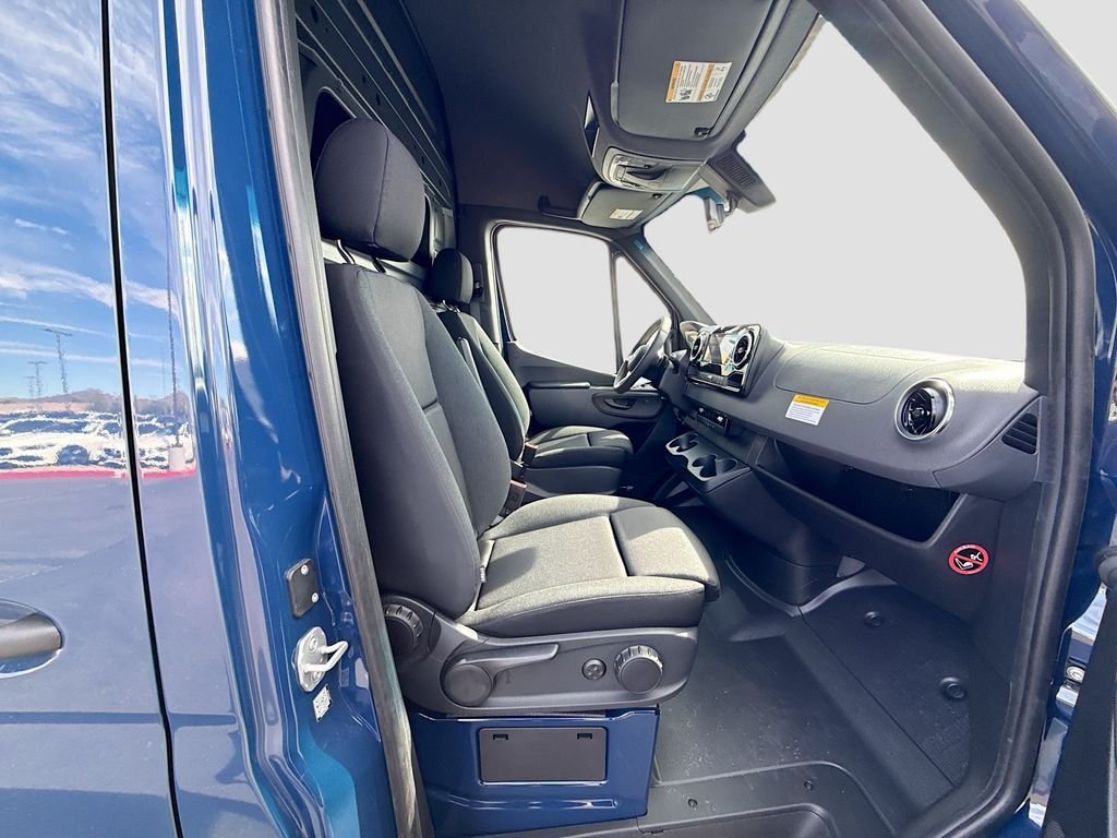 New 2026 Steel Blue Mercedes-Benz Cargo 144 WB image 19
