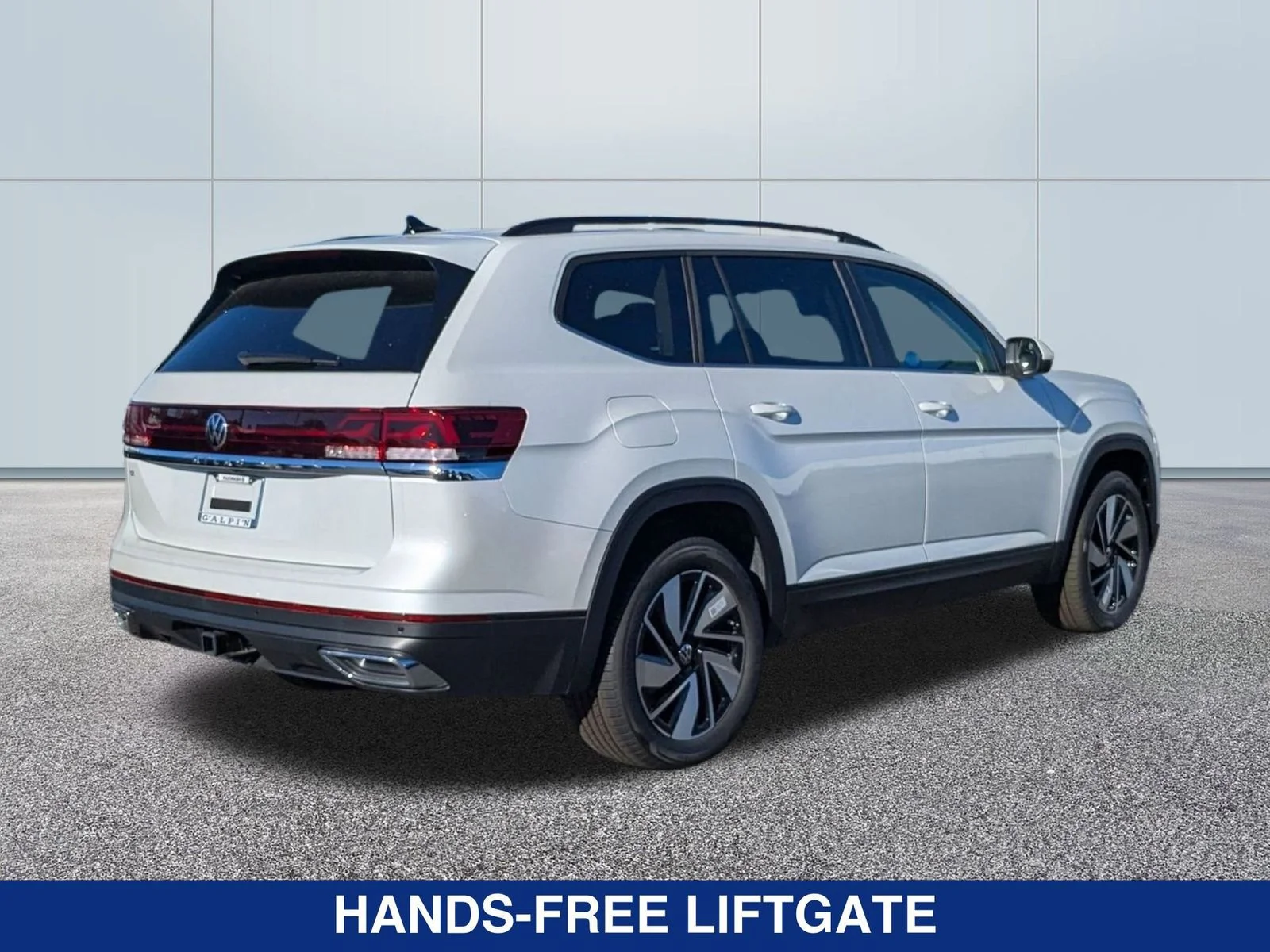 New 2026 Opal White Pearl Volkswagen 2.0T SE w/ Technology image 5