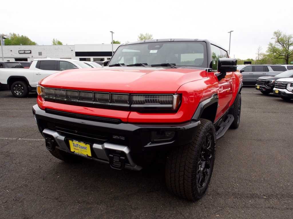 2026 GMC Hummer EV 2X's photo