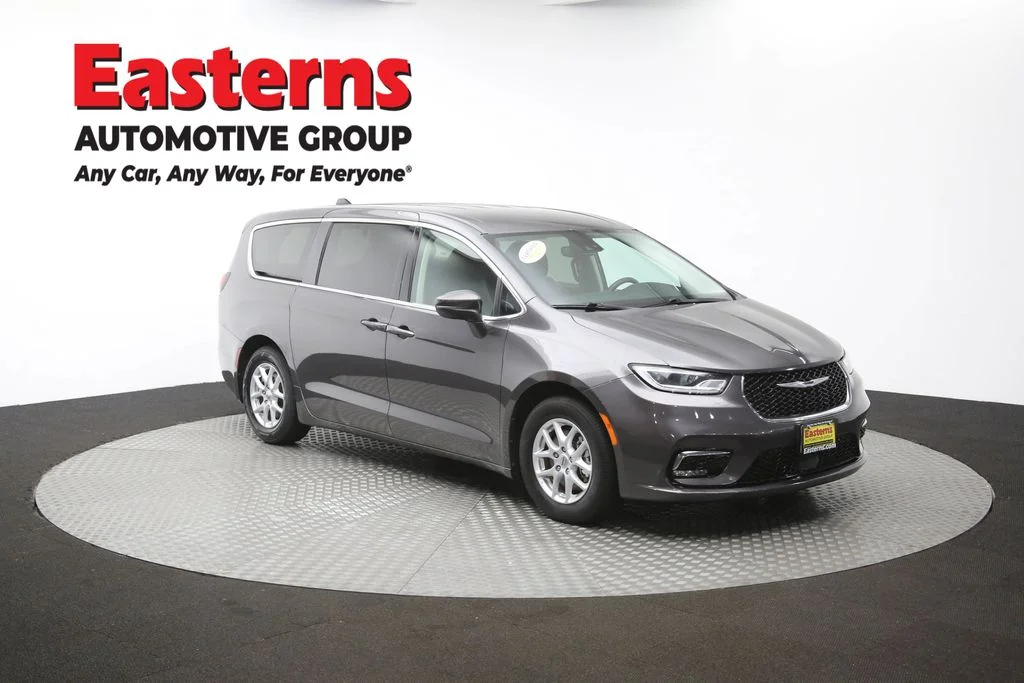 Used 2023 Gray Chrysler Touring L image 50