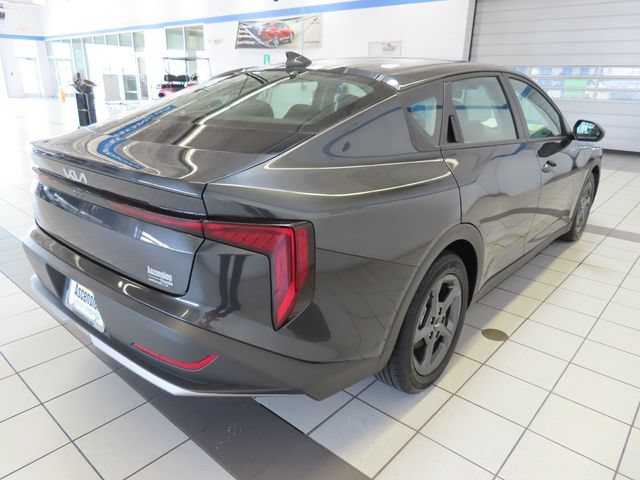 2025 Kia K4 LXS - Photo 12
